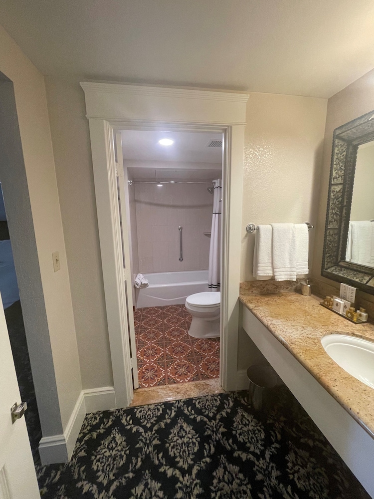 The Mission Inn Hotel & Spa 47/48