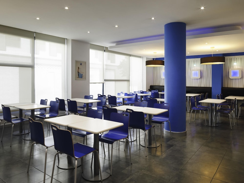 ibis budget Malaga Centro 25/34