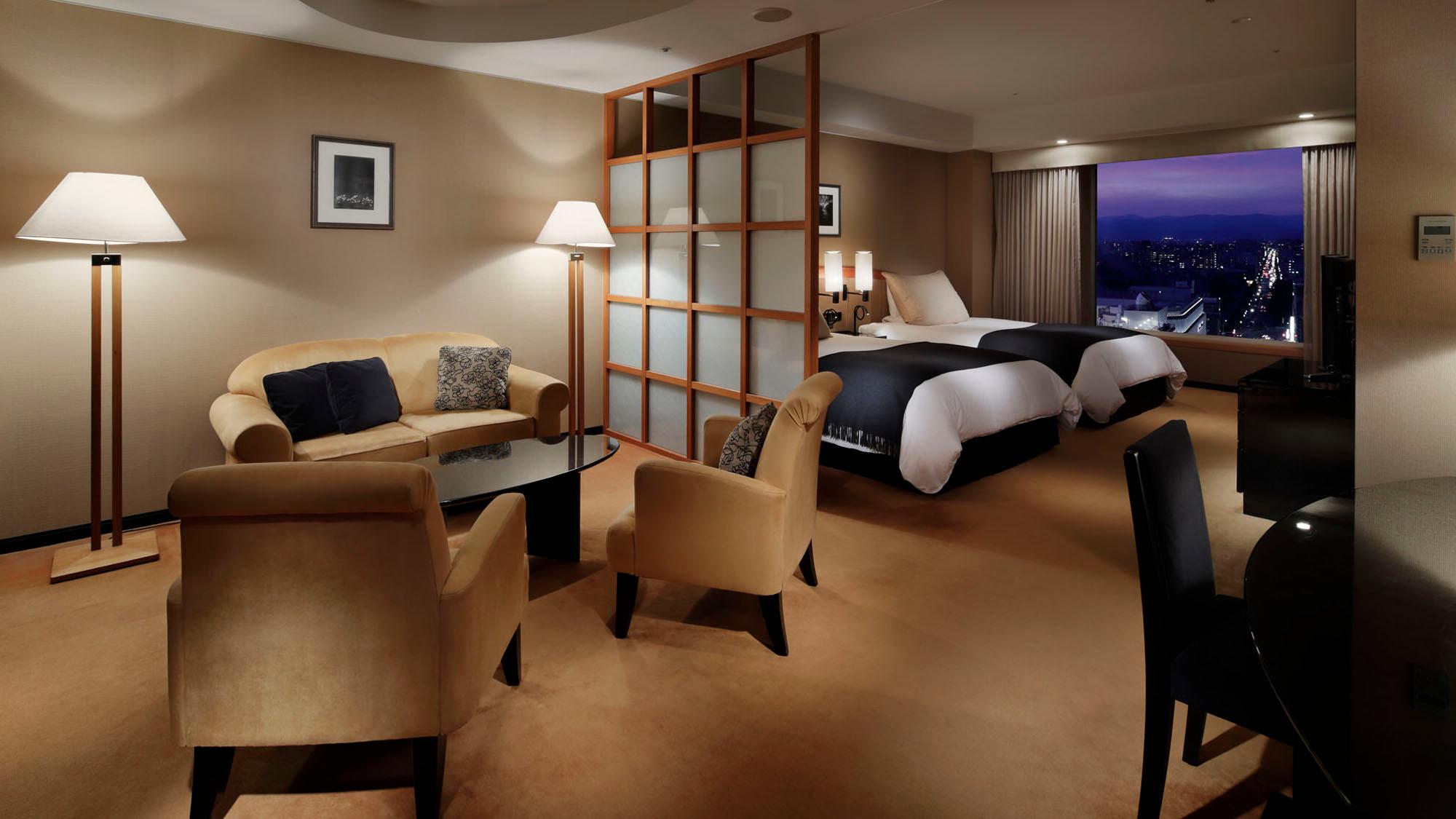 Semi Room, Luxury, Suite, Twin Beds, Lounge Access