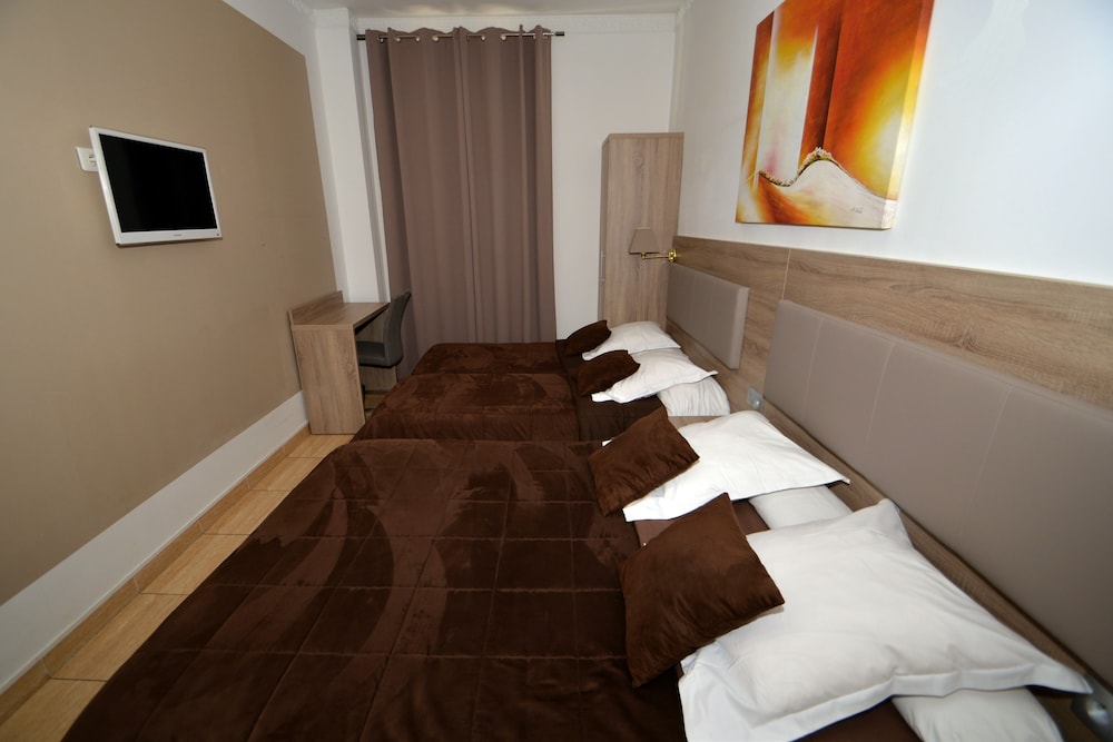 Hotel Parisien 28/72