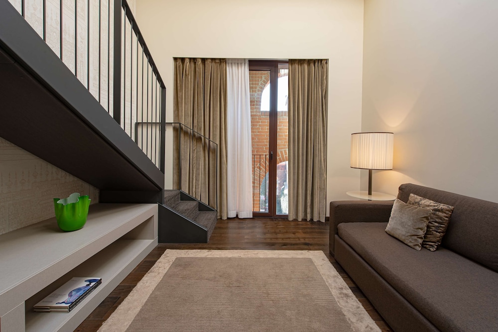 Hyatt Centric Murano Venice 46/70