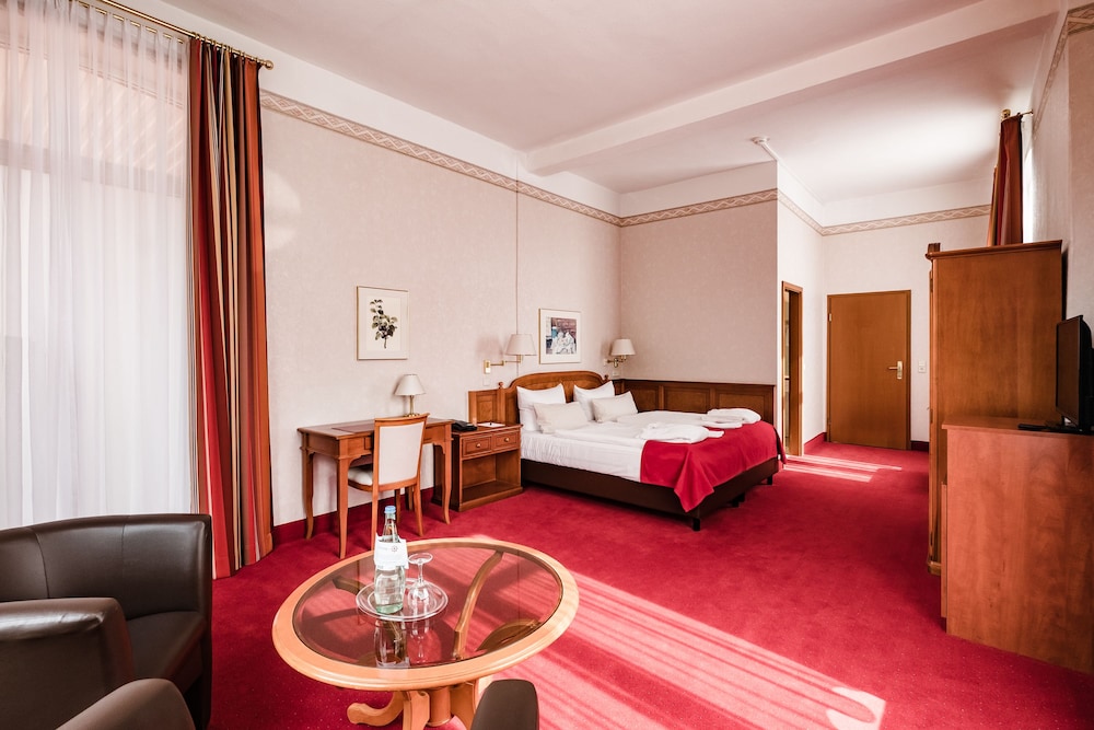 Das 53 Hotel 11/50