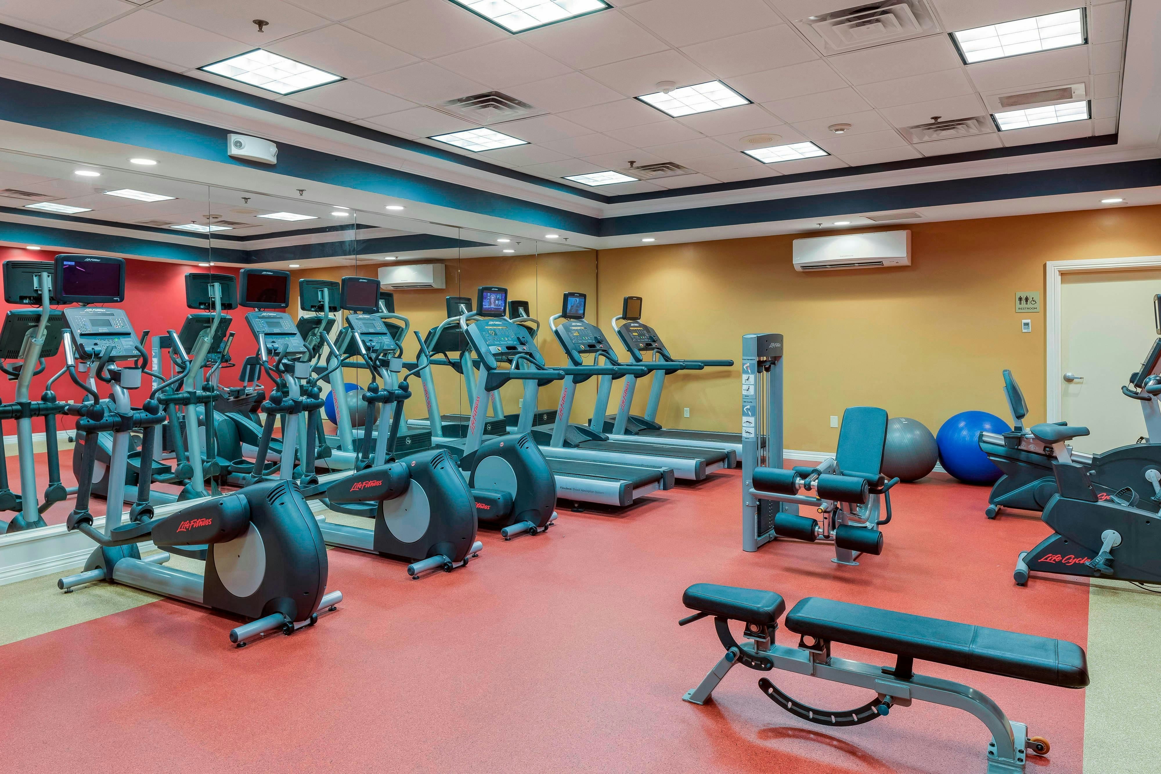 Courtyard By Marriott Portsmouth 4/11