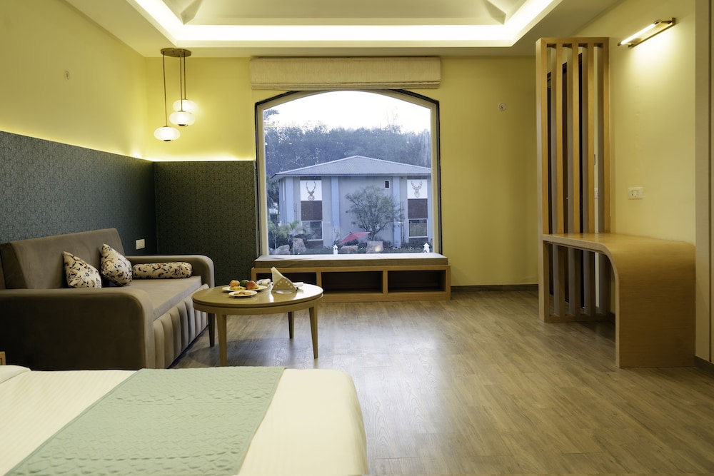 Excel Hotels & Resorts Corbett 28/49