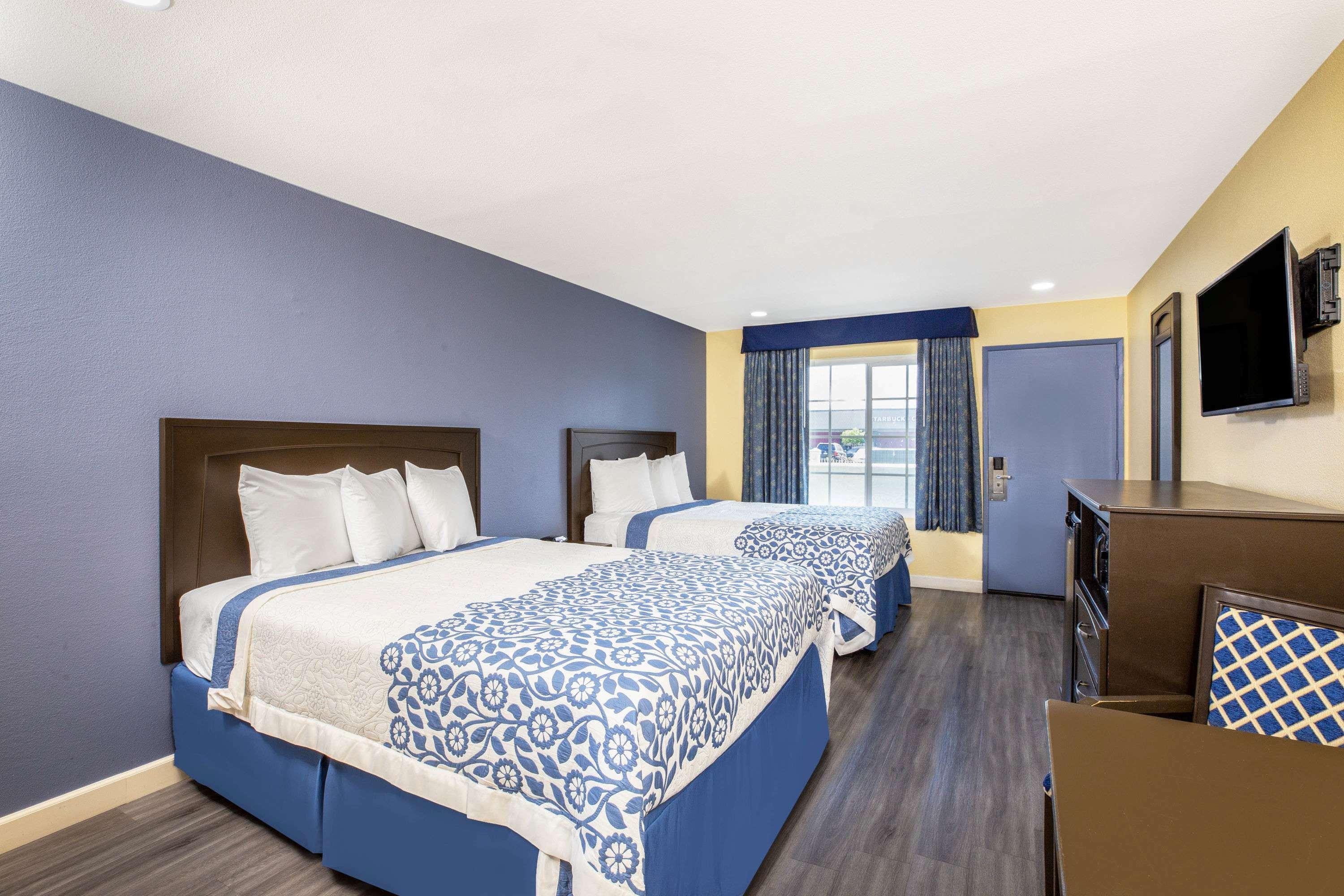 Days Inn By Wyndham Banning Casino/Outlet Mall 8/16