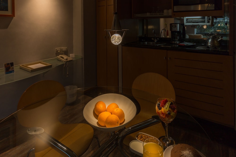 Suites Contempo 54/64