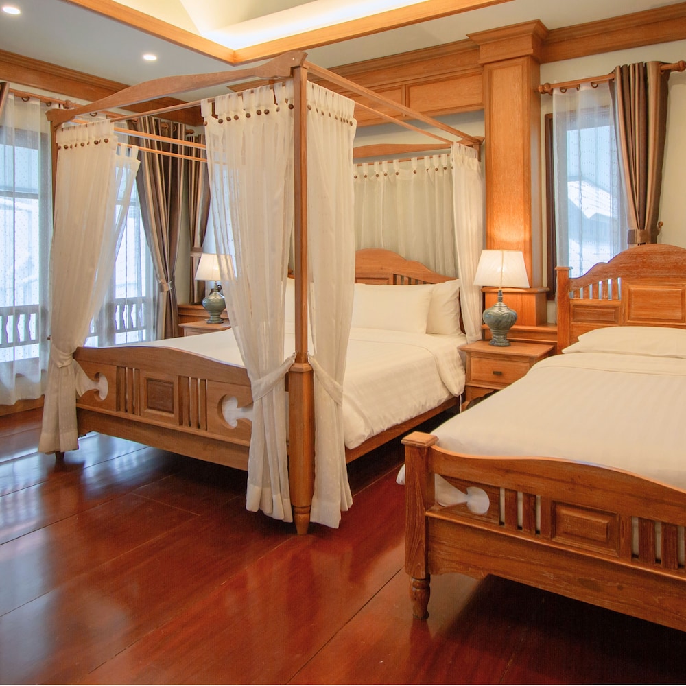 Rich Garden House 9/32