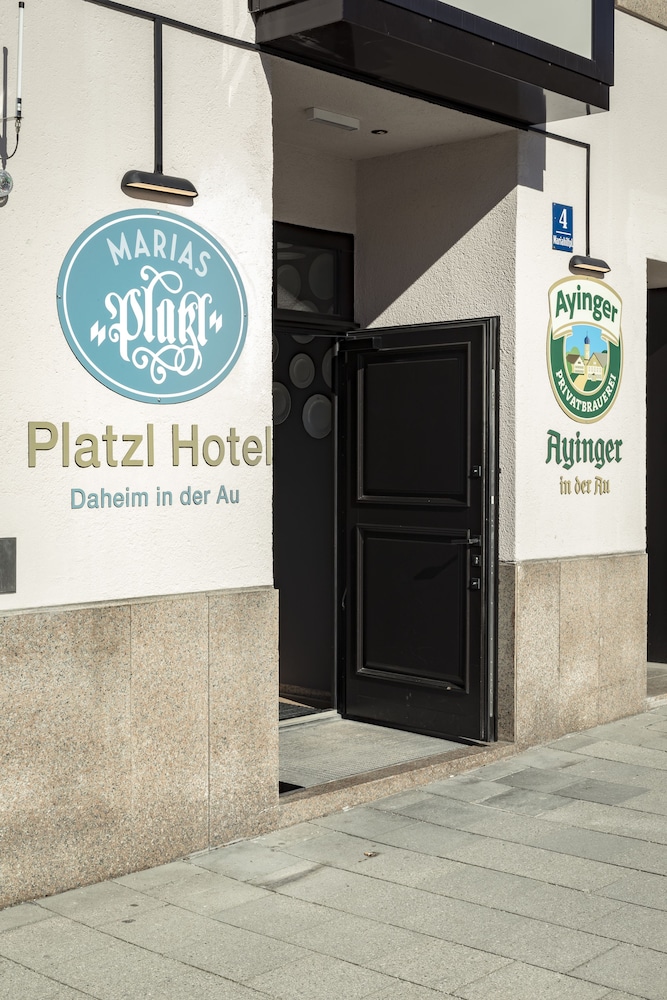 Lobby at Marias Platzl, MUNICH