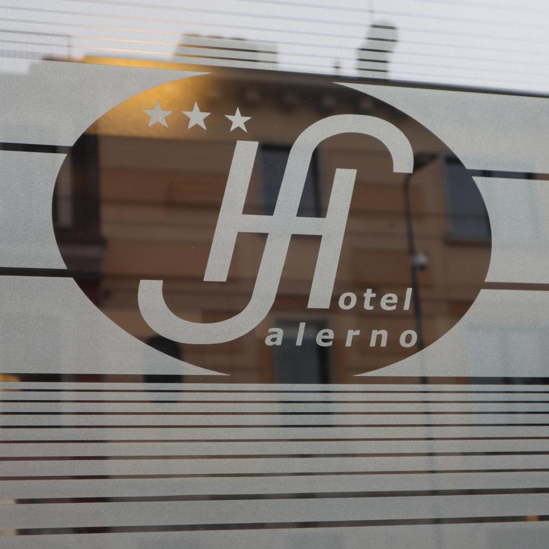 Albergo Salerno 22/50