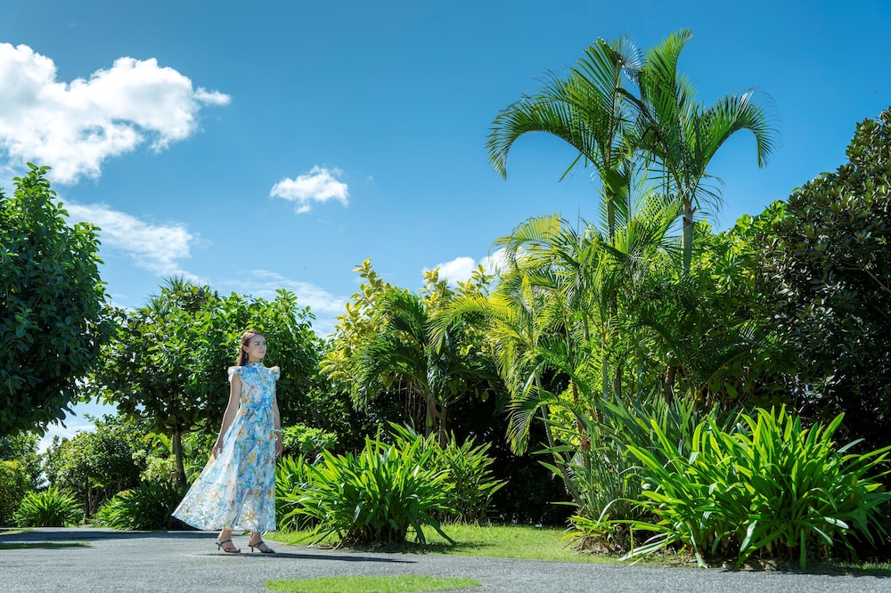 Southern Beach Hotel and Resort Okinawa 44/74