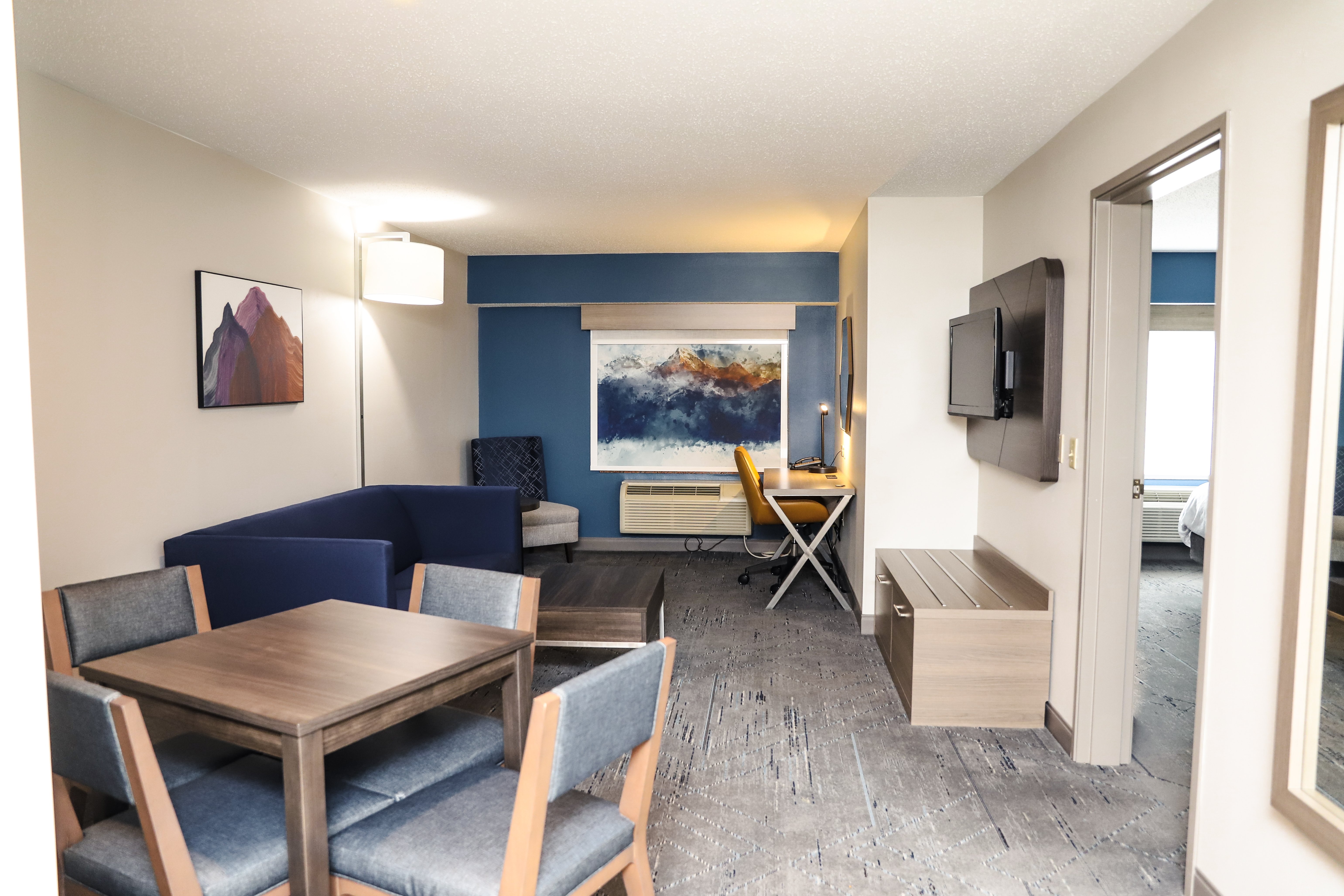 Holiday Inn Express Hotel And Suites Donegal 33/43