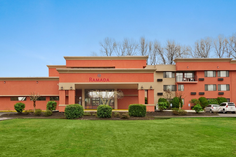 Ramada by Wyndham Tukwila Southcenter 4/30