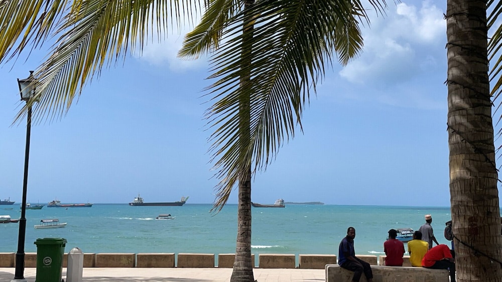 Mizingani Seafront Hotel 73/80