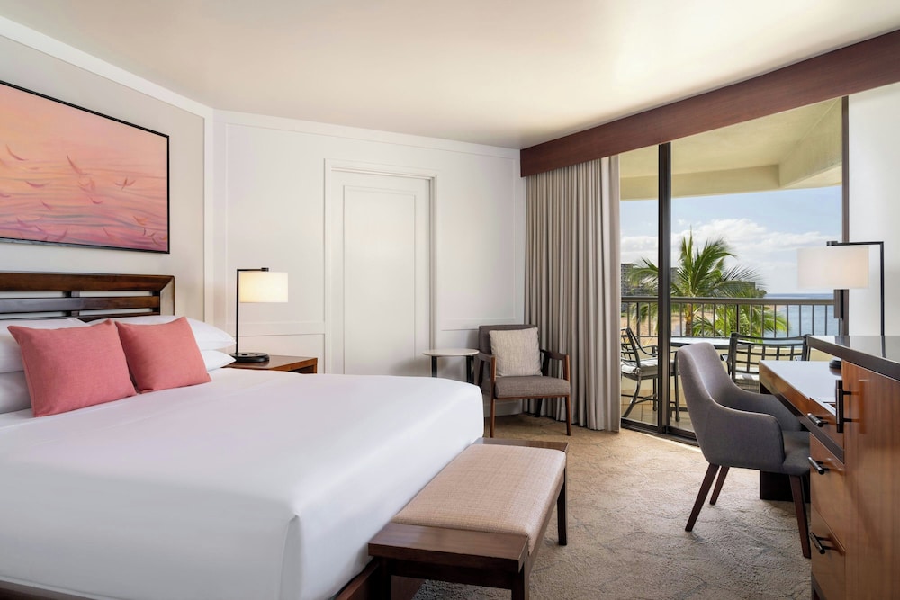 1 Bedroom, Suite, King Bed, Beach Front, Ocean View