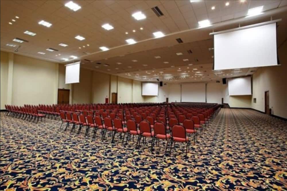 Taua Hotel Atibaia 32/40