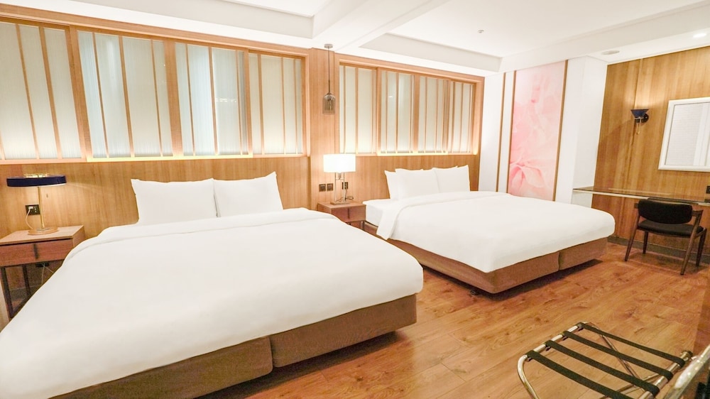 CAPITAL HOTEL NANJING 9/30