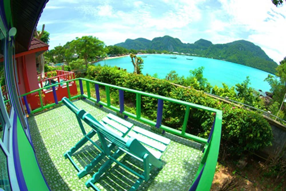 Phi Phi Viewpoint Resort 3/65