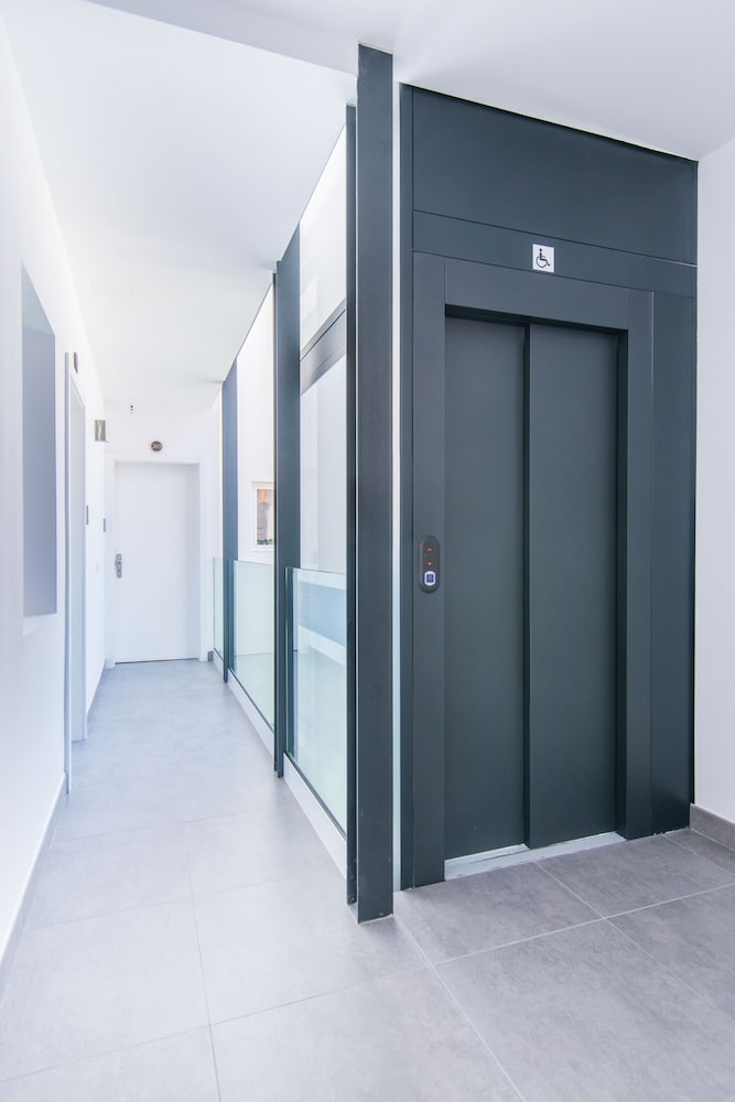 Open Sea Suites 29/47