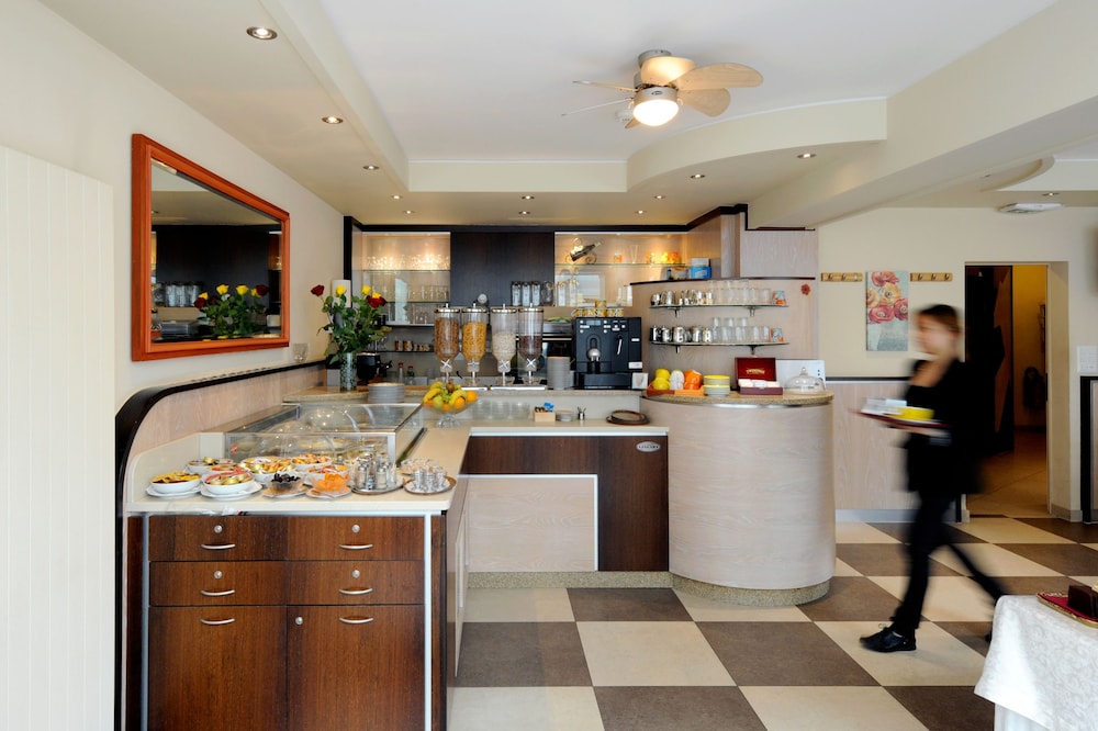 HOTEL BON PORT 31/40
