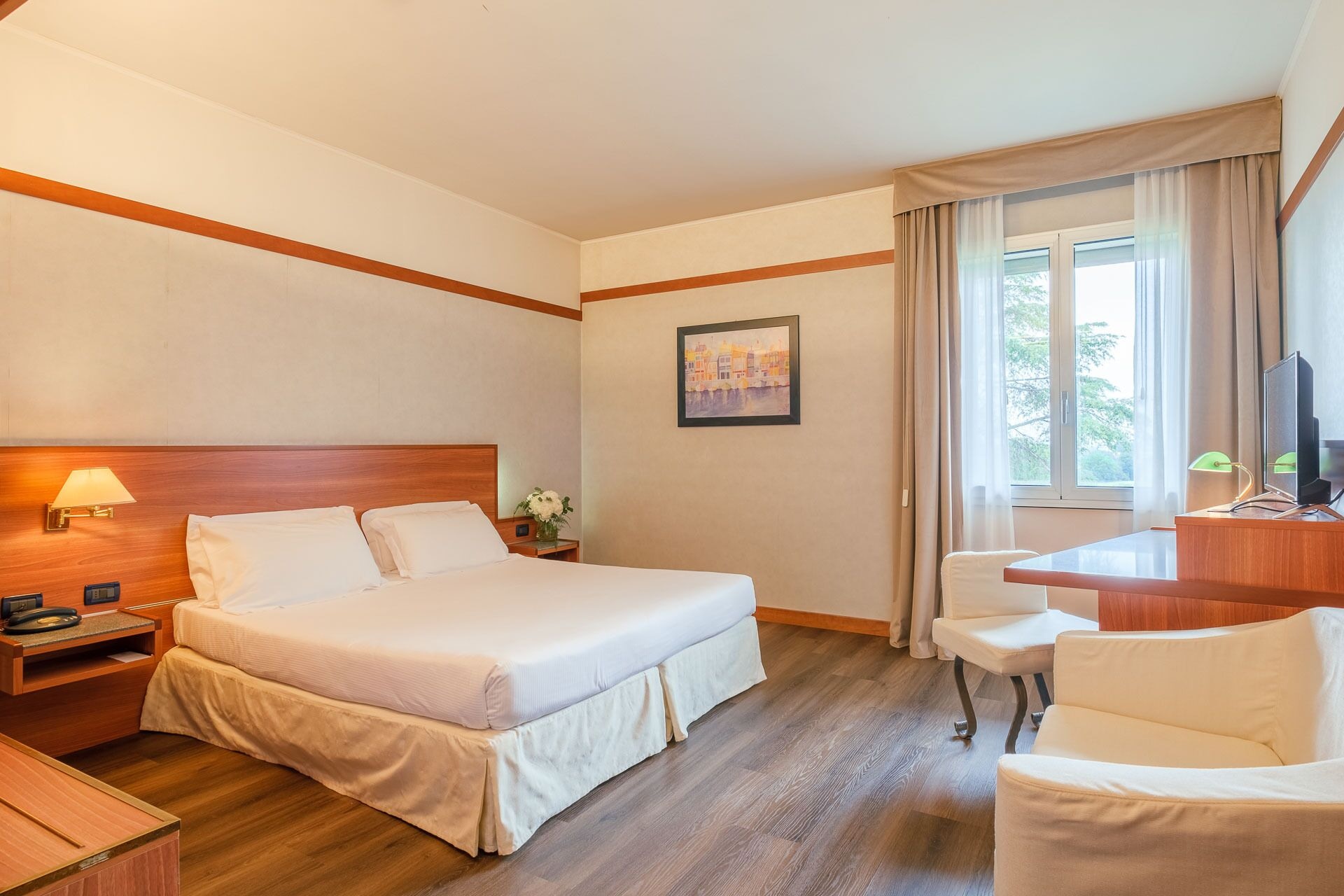 STANDARD, DOUBLE OR TWIN BED