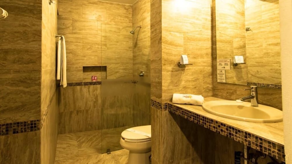 Maria Jose Hotel 39/41