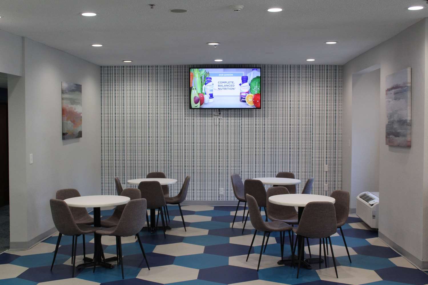 Microtel Inn Suites By Wyndham Stockbridge Atlanta I 75 45/58