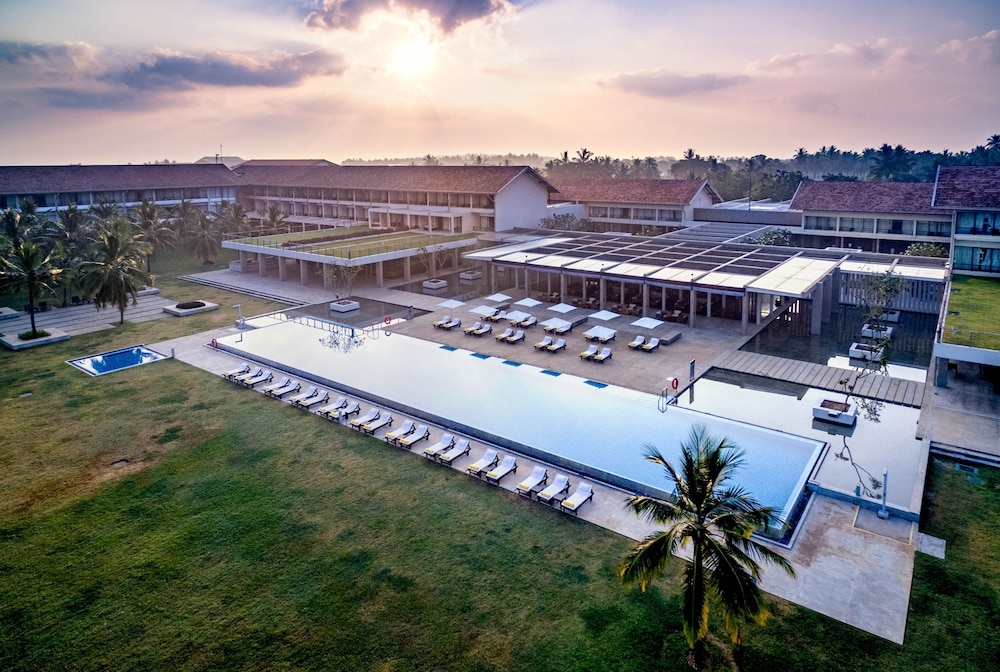Amaya Beach Passikudah 45/50