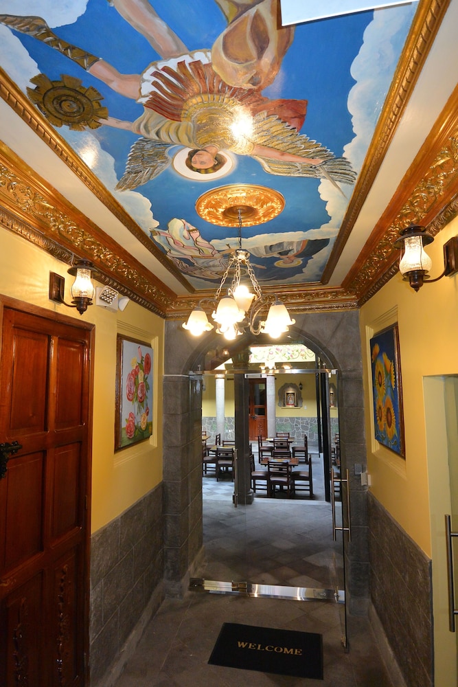 Hotel La Basilica Quito 5/42