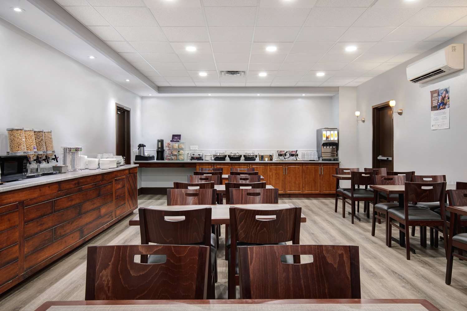 Days Inn by Wyndham Calgary South 42/52