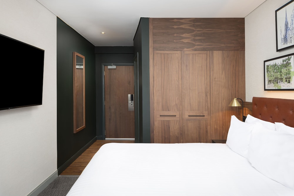 Four Points by Sheraton Edinburgh 29/56