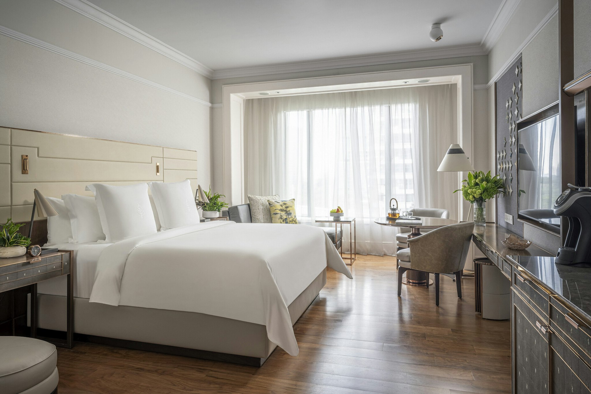 Four Seasons Hotel Singapore 12/72