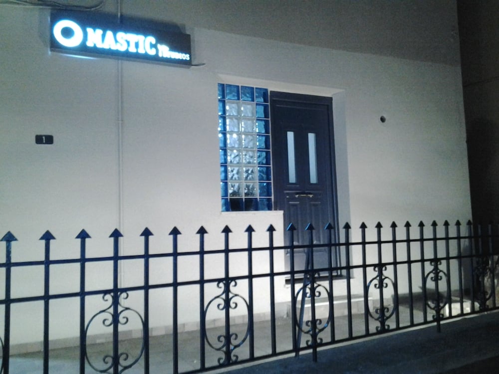 Mastic Point Studios 12/21
