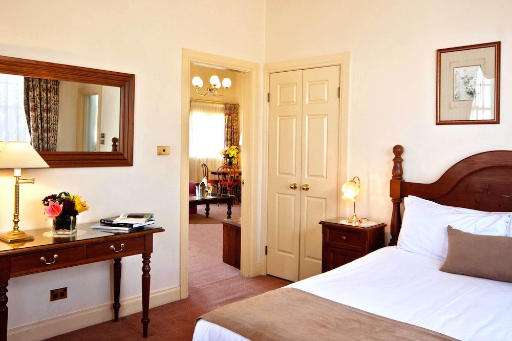 Heritage, Suite, King Bed، Mountain Heritage Hotel And Spa Retreat 6/10