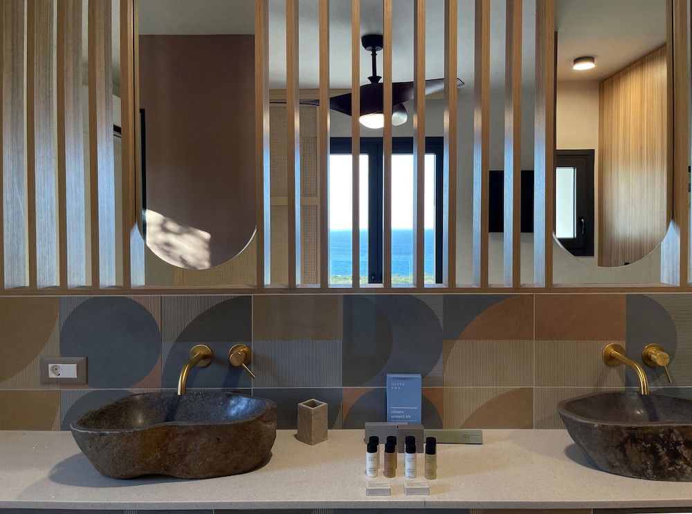 The Nest Resort 25/50