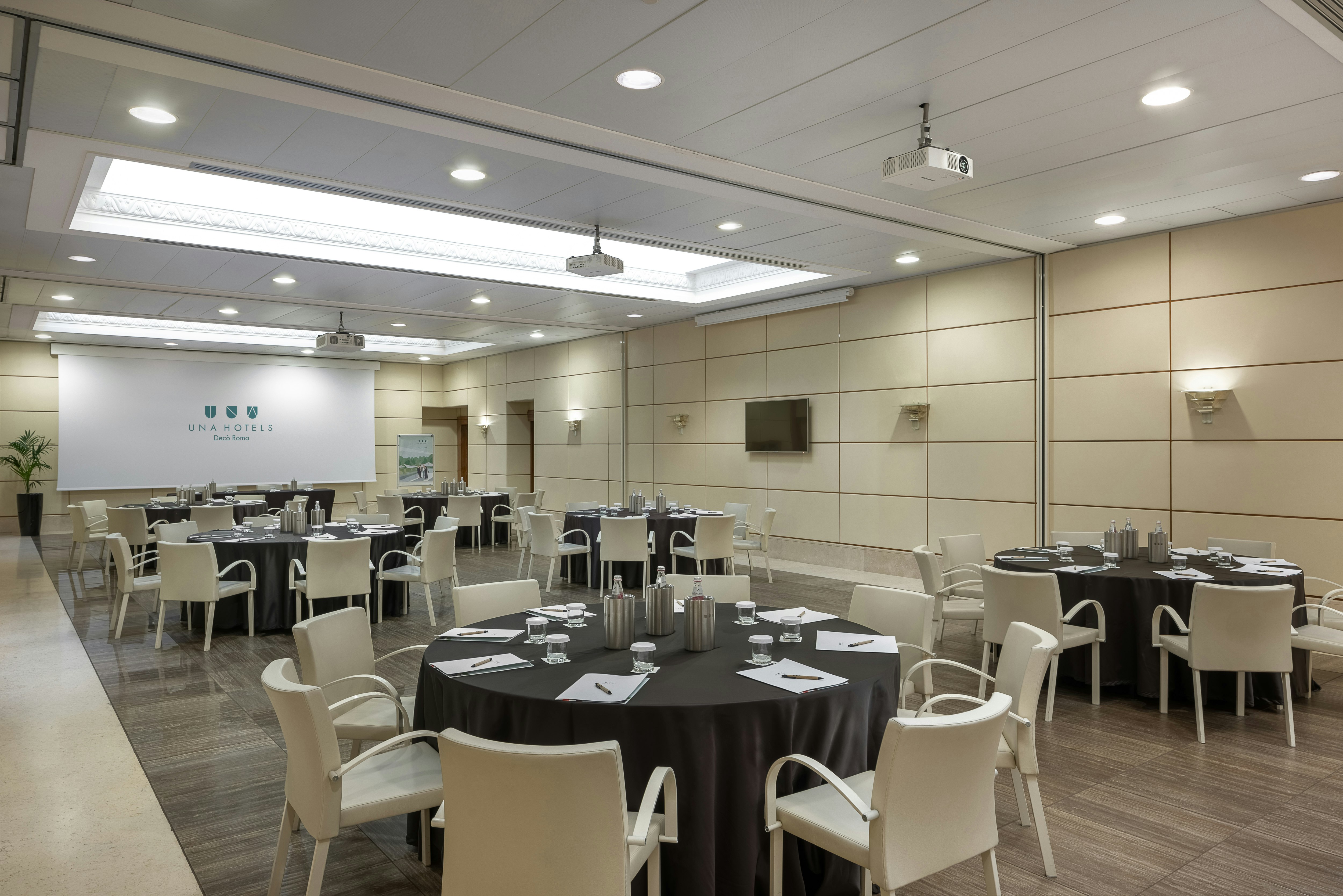 UNAHOTELS Deco Roma 69/79