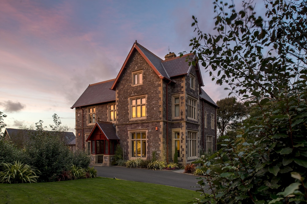 Penrhiw Hotel 1/50
