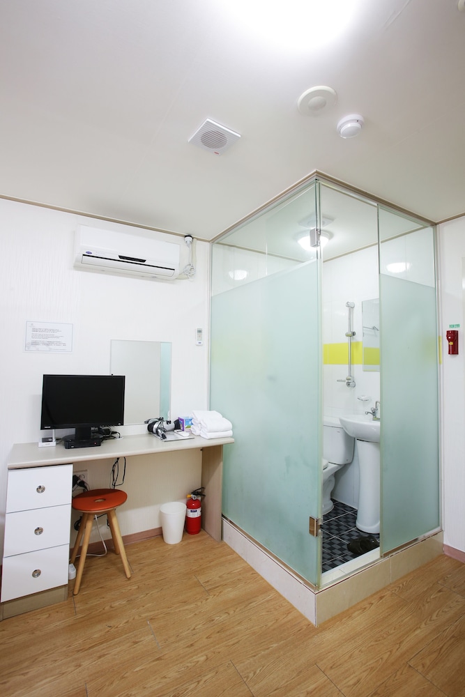 K Pop Residence I 60/75