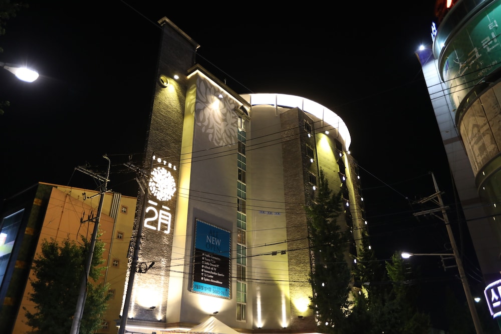 February Hotel Sungseo 2/67