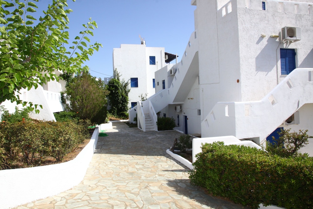 Thalia Bloom Apartments 45/62