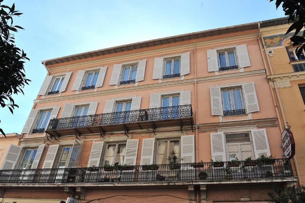 Richelieu Hotel 3/68