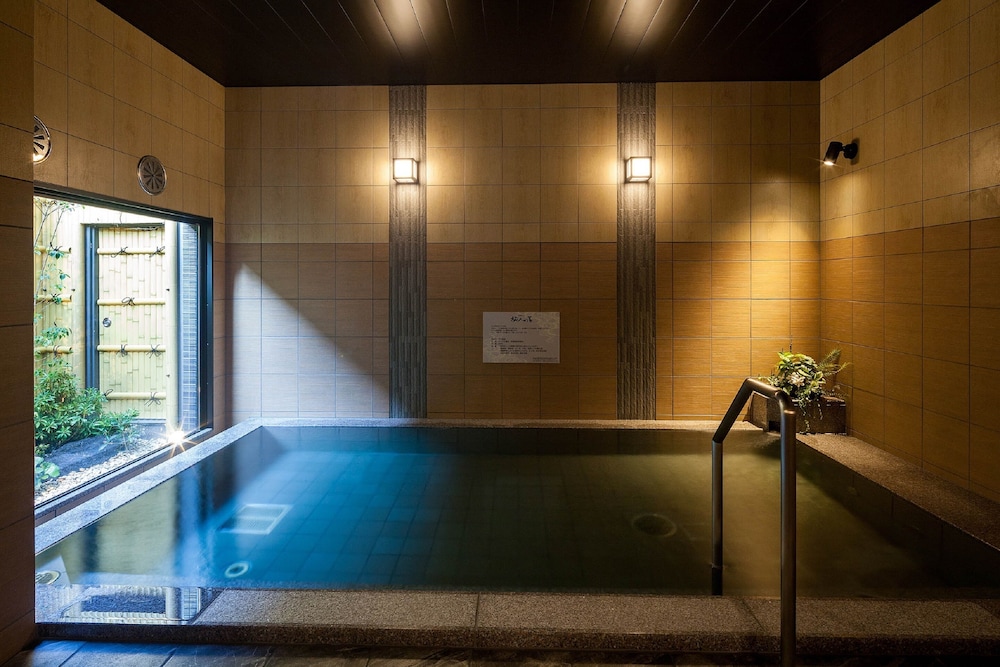 Hotel Route-Inn Tsuyama Ekimae 22/26