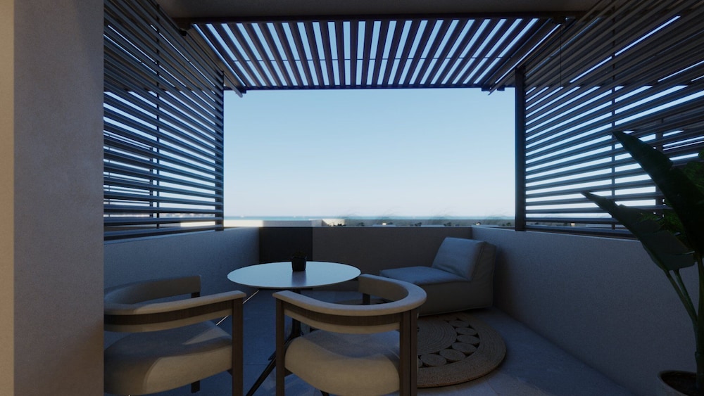Themis Beach 32/50