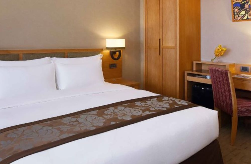 FULLON HOTEL HUALIEN 12/50