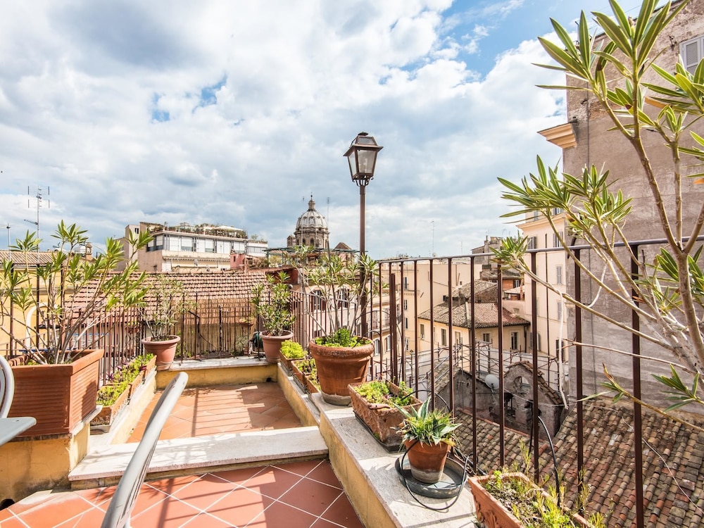 RSH Pallaro Terrace Stunning View 28/40