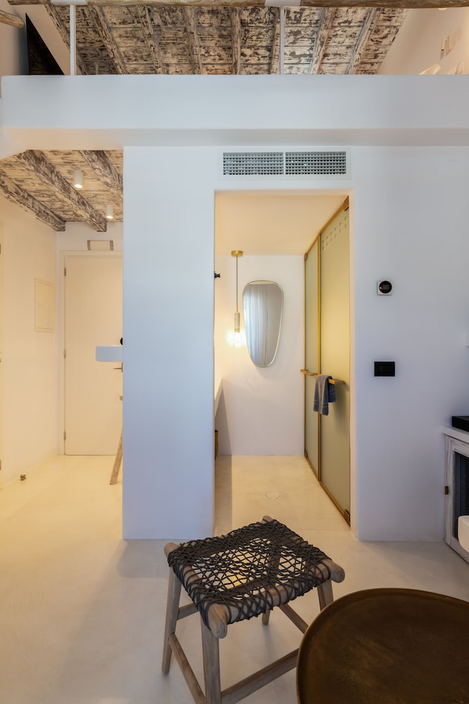The TownHouse Mykonos - Adults Only 30/80