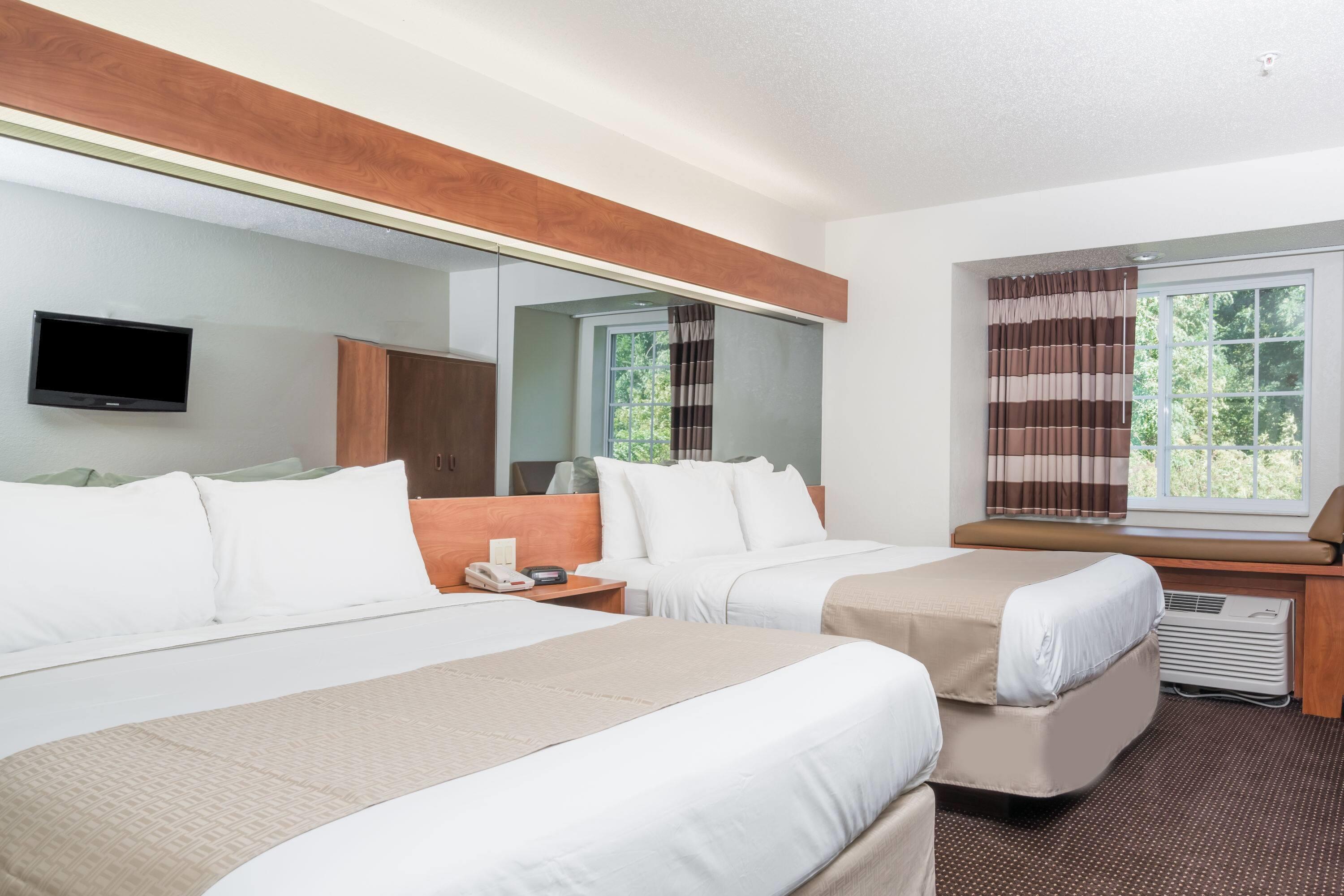 Room, 2 Queen Beds