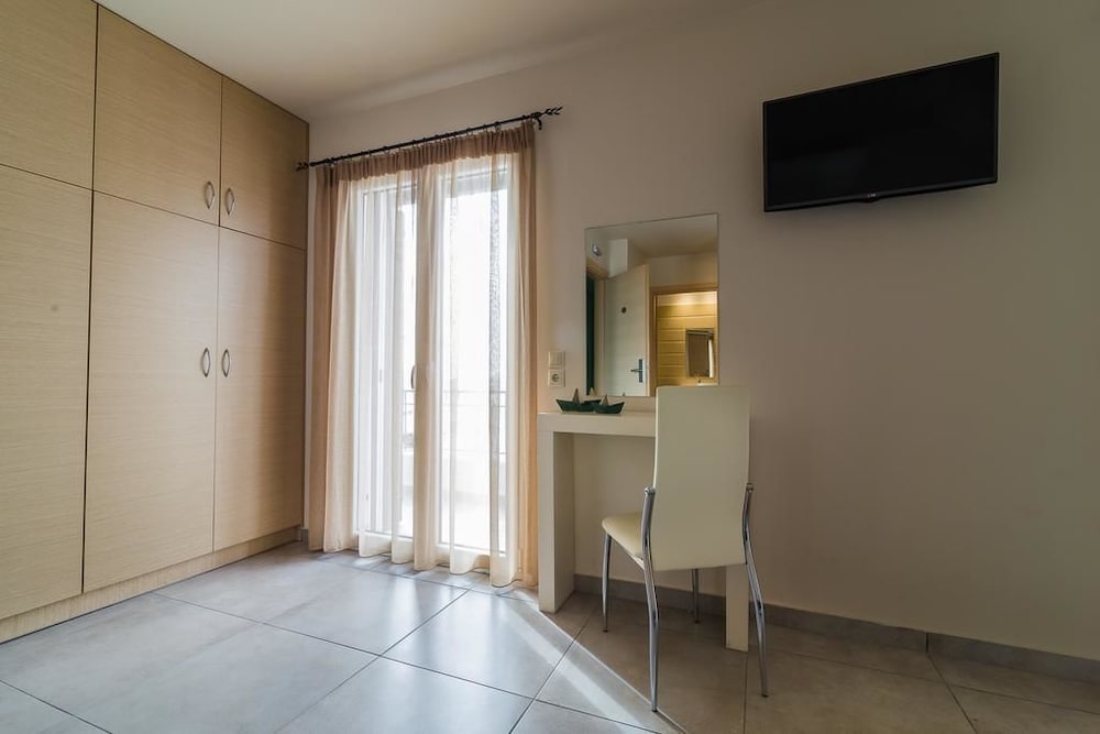 Hotel Kontes 27/65