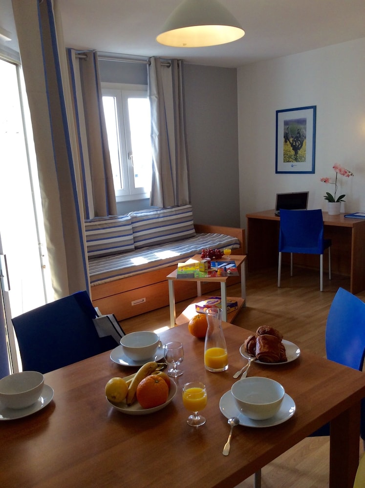 Apparthotel Goelia Sun City 35/48