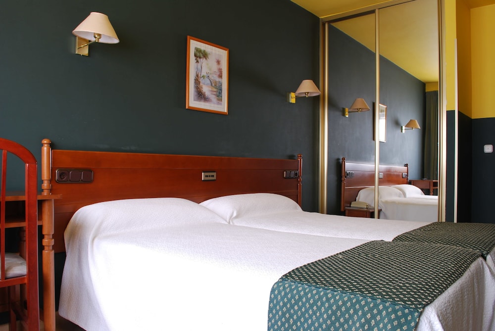 Hotel San Jacobo 15/47