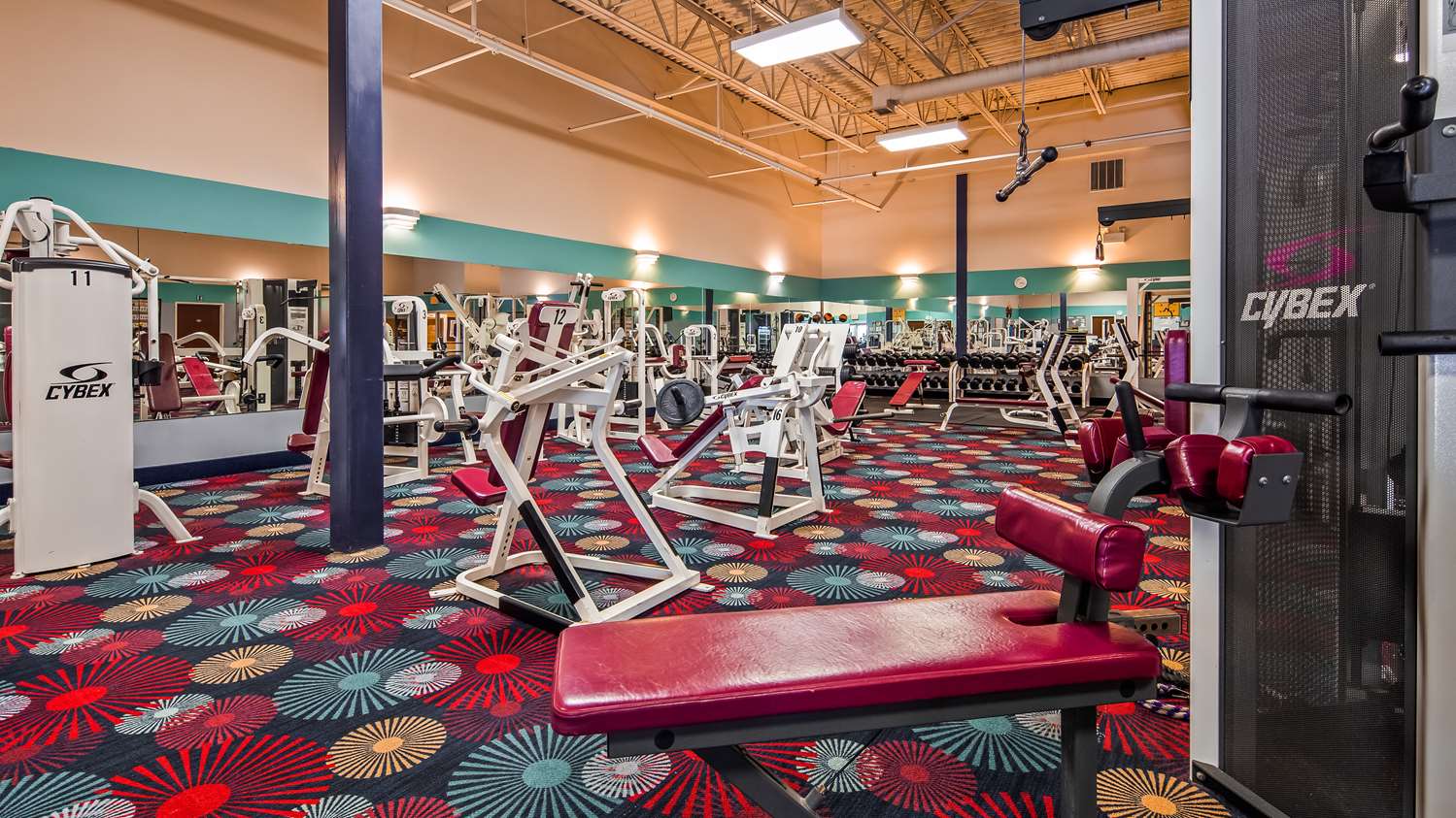 Best Western Plus Brandywine Inn & Suites 23/40